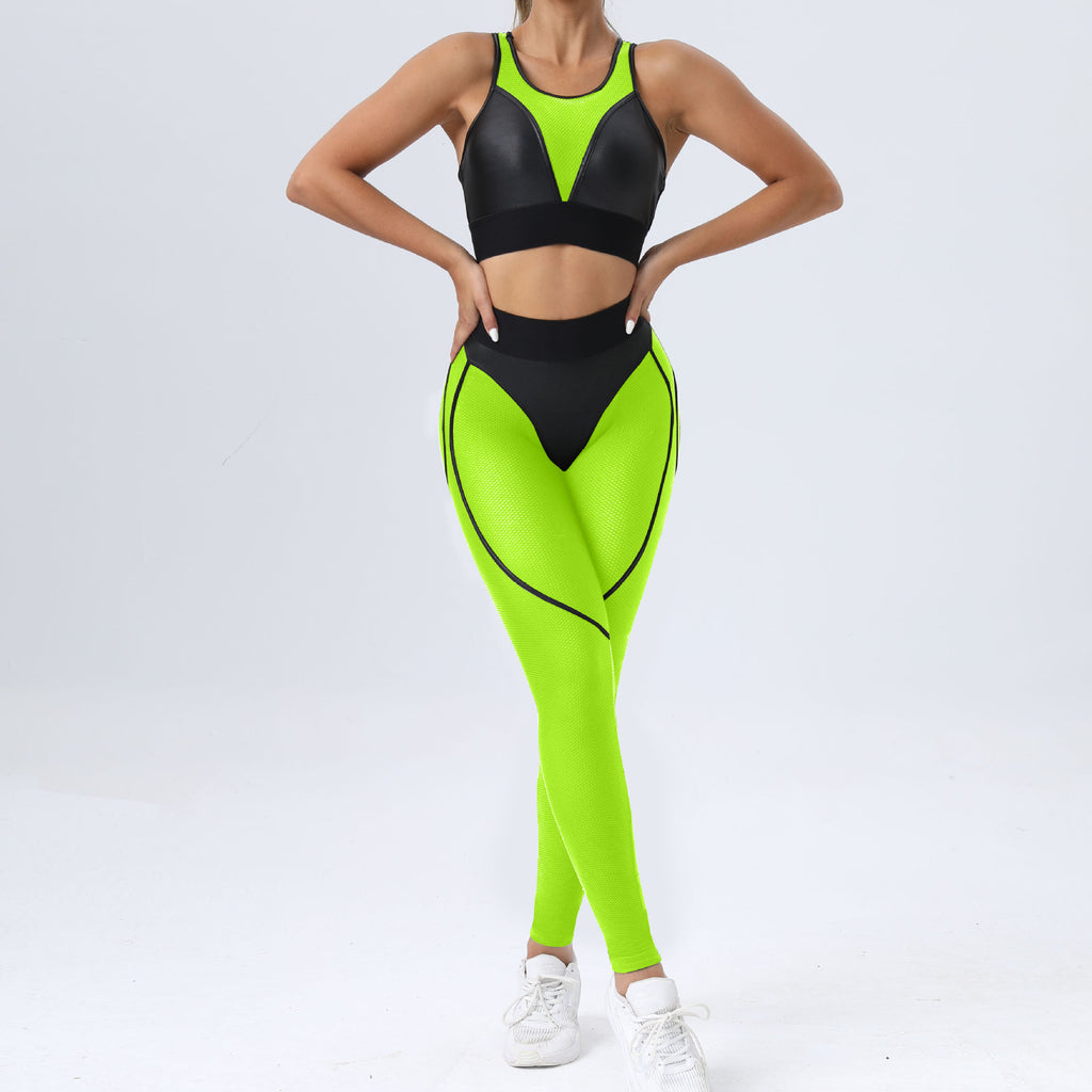 Conjunto de dos piezas de yoga ajustado con parches, sujetador deportivo sexy, pantalones de levantamiento de cadera y fitness