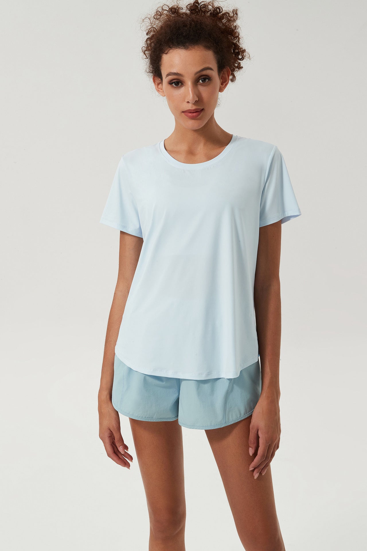 Camiseta deportiva de secado rápido de verano de la serie Cold Cover para mujer, ropa de entrenamiento de yoga de manga corta con hielo, camiseta holgada de gran tamaño