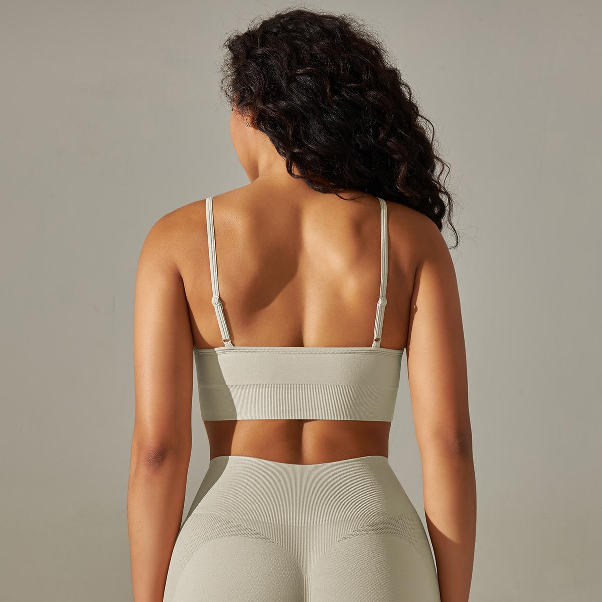 Débardeur de yoga sans coutures en maille à séchage rapide, dos nu, couleur unie, soutien-gorge de sport professionnel pour la course à pied et le fitness.