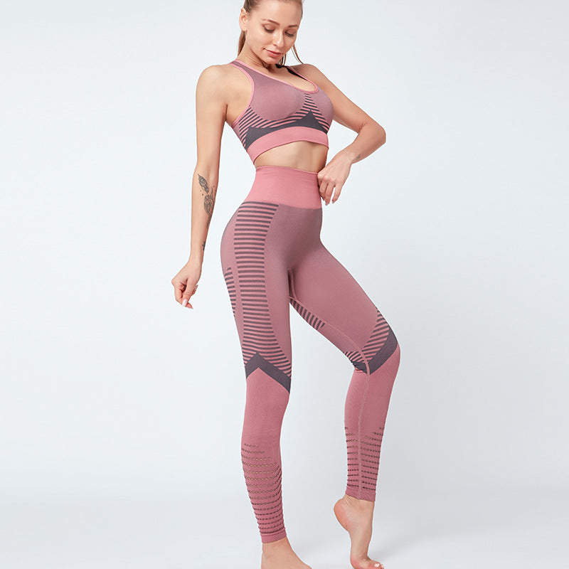 Ensemble deux pièces extensible push-up, soutien-gorge de sport respirant à séchage rapide et pantalon de sport taille haute pour le yoga et le fitness (femme)