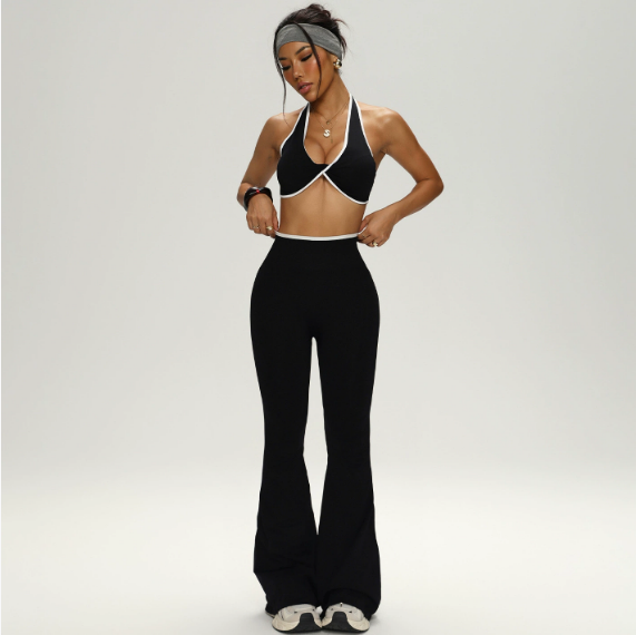 Ensembles de yoga deux pièces pour femmes : soutien-gorge et pantalon évasé de couleur contrastée, vêtements de sport et fitness.