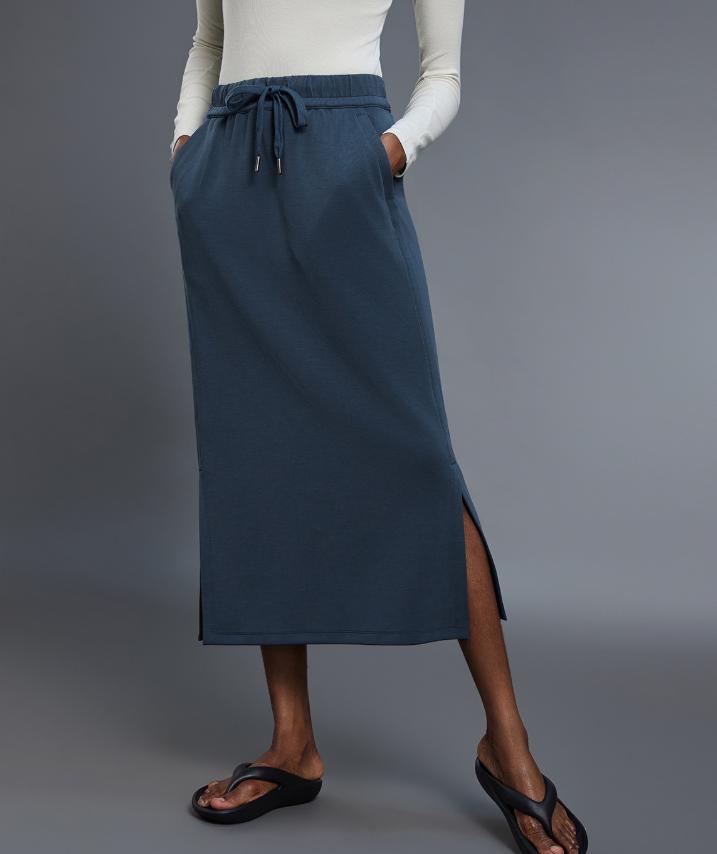 Simple Straight Exercise Skirt Women Casual Mid Length Skirt Slimming Slit Hip Skirt