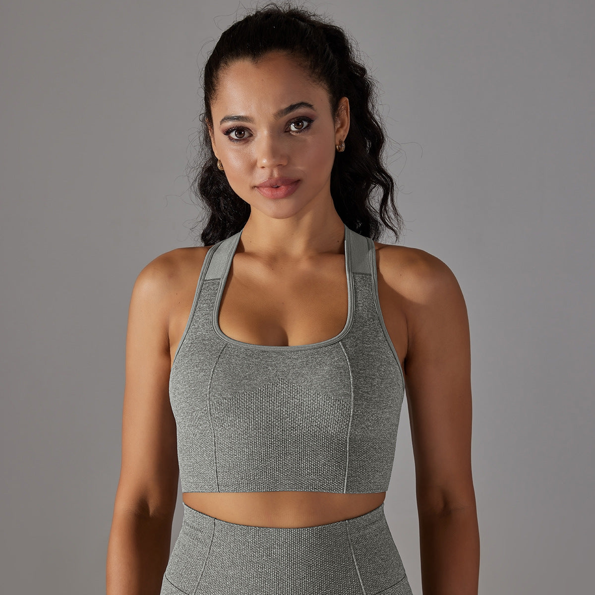Soutien-gorge de sport pour femme, dos nu, sans coutures, tricoté, effet antichoc, couleur unie, dos nageur, brassière de fitness.