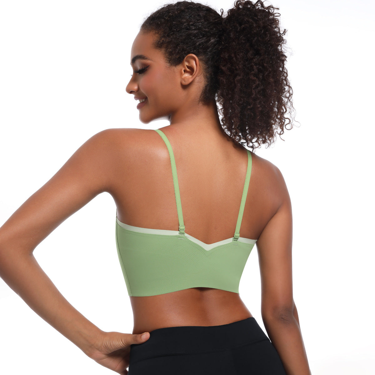 Sous-vêtements de sport push-up à bretelles croisées, dos magnifique, deux couleurs, soutien-gorge de yoga, débardeur de course et d'entraînement pour femmes
