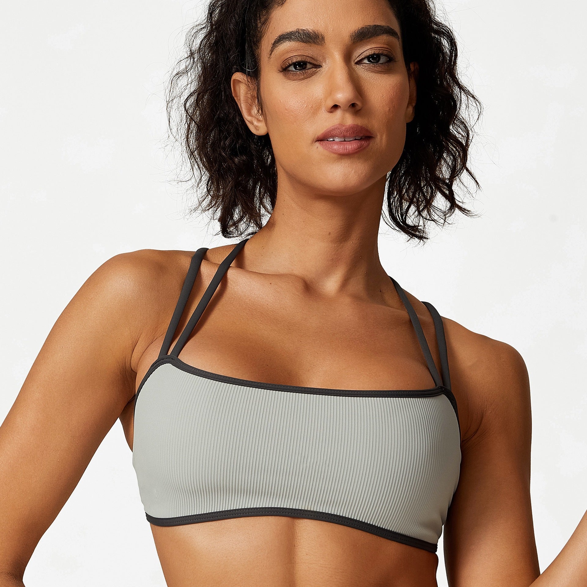 Sous-vêtements de sport débardeur à bretelles spaghetti et couleurs contrastées, vêtements de fitness, course à pied, yoga, soutien-gorge dos nageur femme