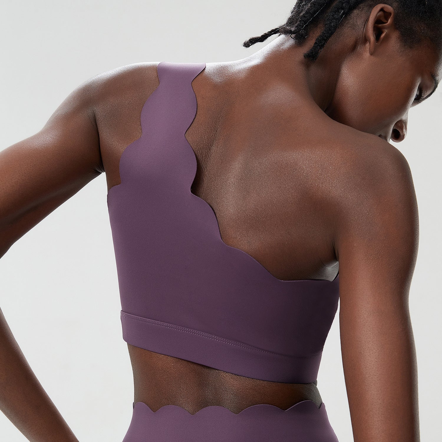 Ropa interior deportiva de un solo hombro con ondas pequeñas para mujer, sujetador deportivo para fitness, correr, yoga, ropa interior deportiva.