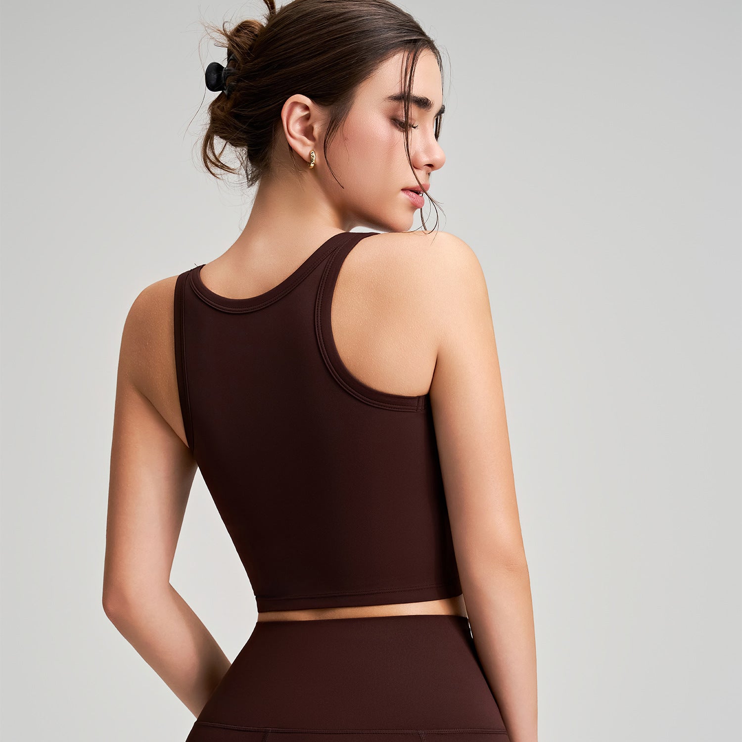 Débardeur de yoga, soutien-gorge de sport à bonnets fixes pour femme, antichoc, push-up, maintien moyen à élevé. Sous-vêtements de sport.